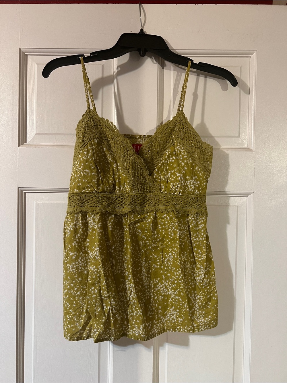 Elle Olive Green Floral Lace-Trim Camisole